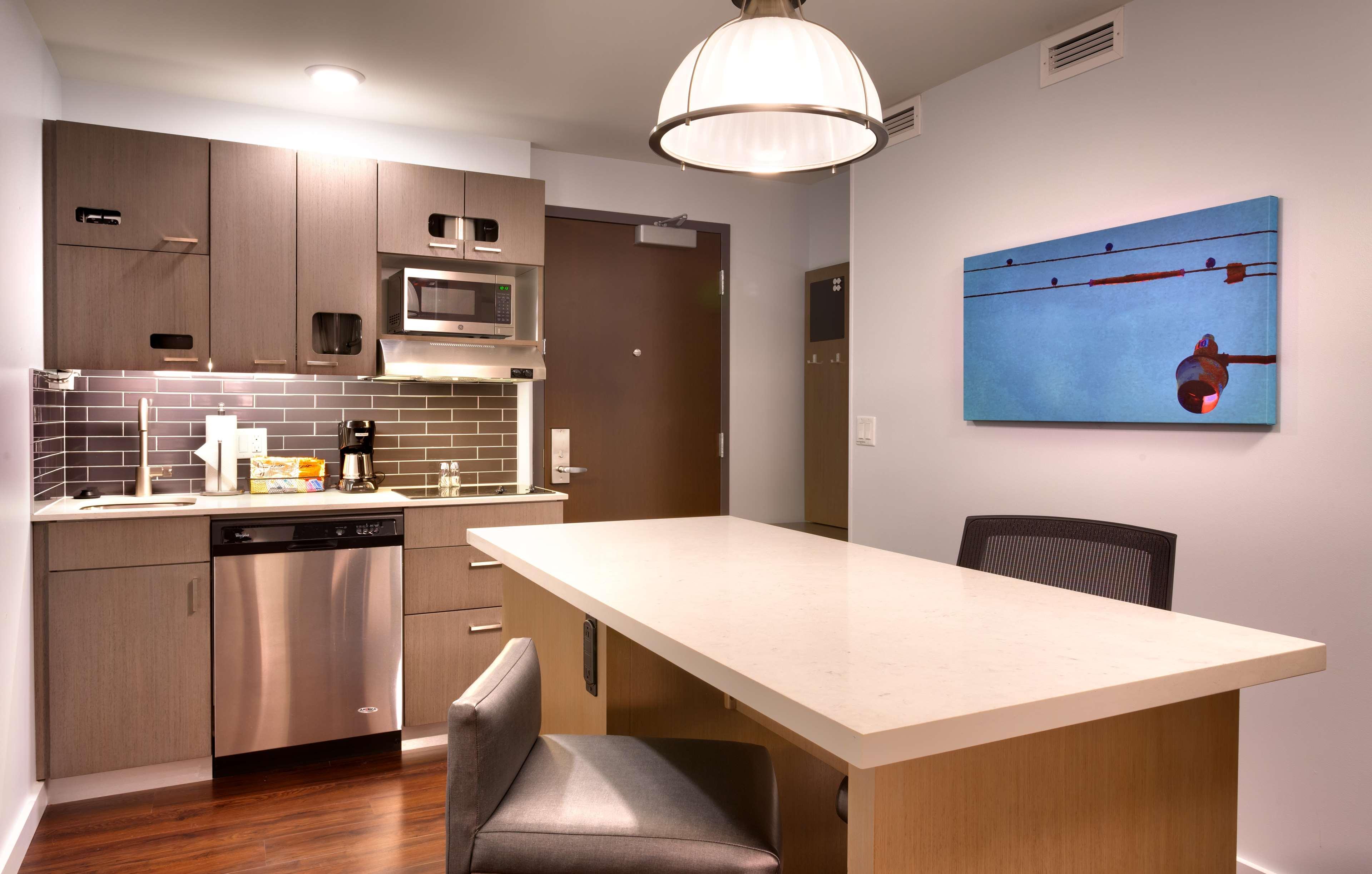 Hyatt House La - University Medical Center Los Angeles Exterior photo