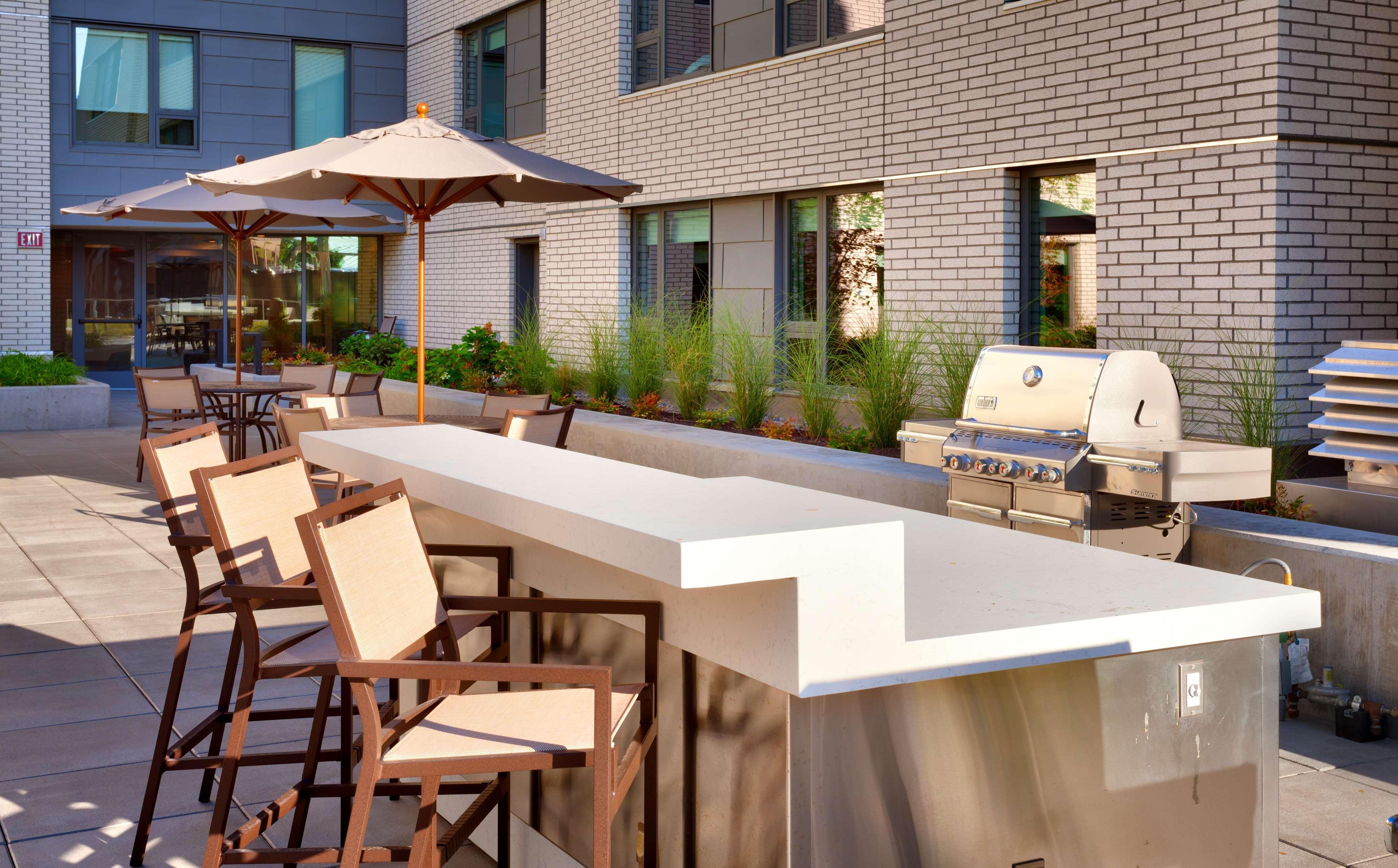 Hyatt House La - University Medical Center Los Angeles Exterior photo